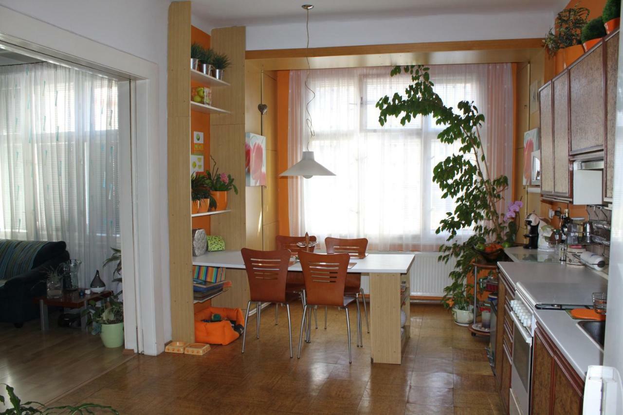 Cosy Apartment Under The Tower Prag Eksteriør billede